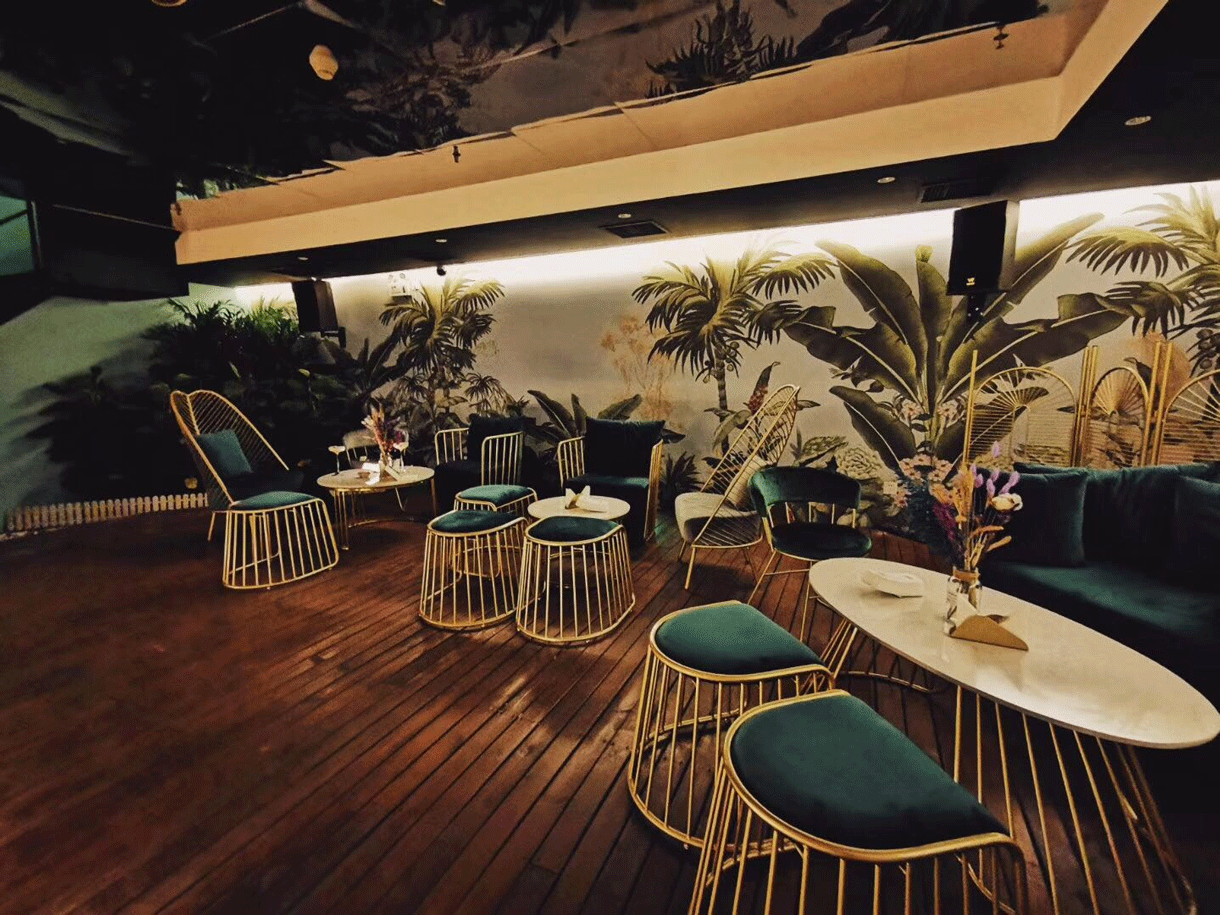 三里屯亨通酒吧